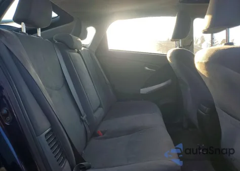 2012 Toyota Prius z USA, uszkodzony, nr VIN JTDKN3DU6C1564467